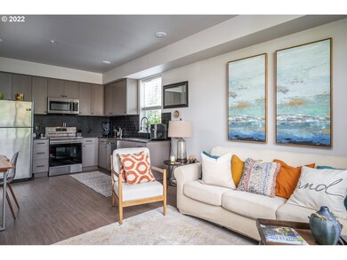 Kitchen/Living Room
