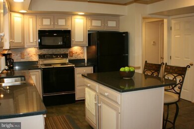 8141 Claiborne Dr, Frederick, MD 21702 - photo 4