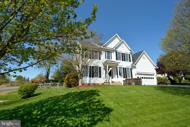649 Elliot Dr, Purcellville, VA 20132 - photo 2