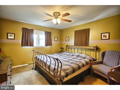 1363 Wingate Ave, Reading, PA 19607 - photo 2