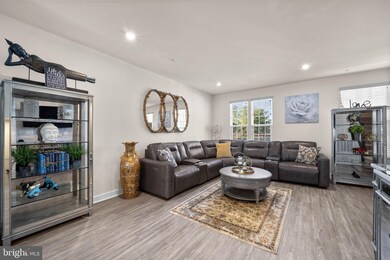 733 Sky Bridge Dr, Upper Marlboro, MD 20774 - photo 3