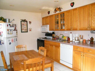 2674 Lefevre St, Philadelphia, PA 19137 - photo 6