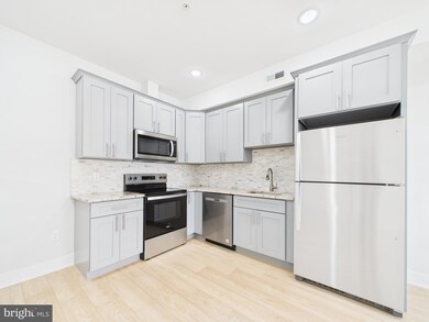5208 Chancellor St unit 3, Philadelphia, PA 19139 - photo 3