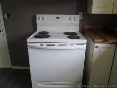 422361 E 1149 Rd, Eufaula, OK 74432 - photo 5