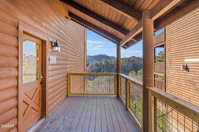 2014 Delta Dawn Dr, Sevierville, TN 37862 - photo 4