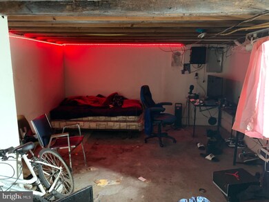 401 Darby Terrace, Darby, PA 19023 - photo 6