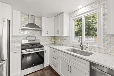 15-web-or-mls-262-mitchells-way
