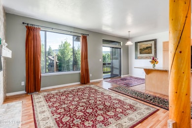 002_2708_cottage_loop_pc-2_186