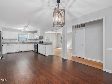 115 Lattimore Ln, Durham, NC 27713 - photo 3