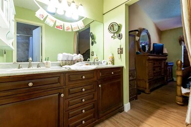 9247 Edgemont Ln, Boca Raton, FL 33434 - photo 7