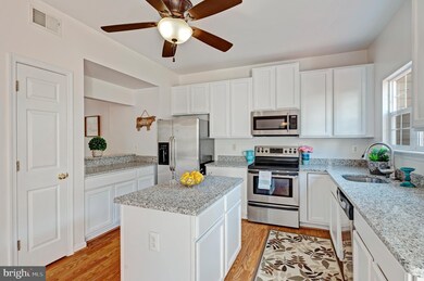 12905 Boggy Trail Way, Germantown, MD 20876 - photo 3