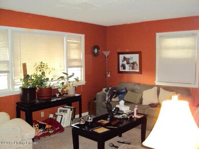 224 Woodland Ave, Mount Washington, KY 40047 - photo 2