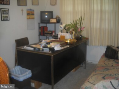 9214 Lanham Severn Rd, Lanham, MD 20706 - photo 6