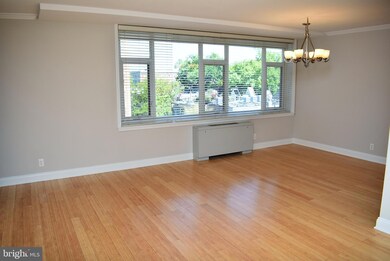 Dupont East Condominium unit 618, Washington, DC 20036 - photo 4