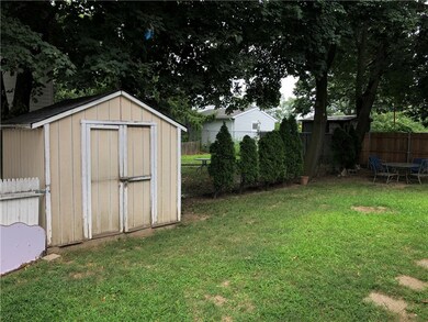 35 Ophelia St, Providence, RI 02909 - photo 6