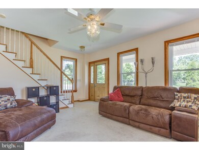 659 Ridge Rd, Monmouth Junction, NJ 08852 - photo 5