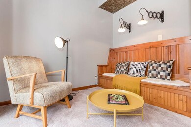 20901 Whispering Dr, Lenexa, KS 66220 - photo 4