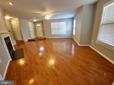 9423 Nicklaus Ln, Laurel, MD 20708 - photo 4