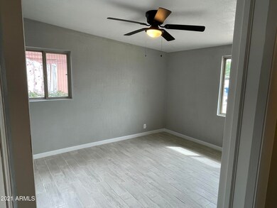 3248 E Monte Vista Rd, Phoenix, AZ 85008 - photo 6