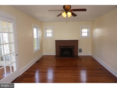 238 E Knight Ave, Collingswood, NJ 08108 - photo 5