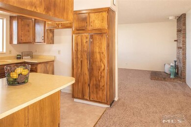 211 Devere Way, Sparks, NV 89431 - photo 6