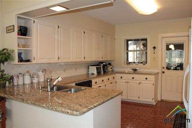 4717 4717 Kidd Dr, Tyler, TX 75703 - photo 7