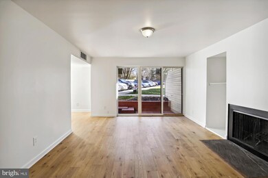 102 Duvall Ln unit 104, Gaithersburg, MD 20877 - photo 7