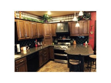 710 E 7th St, Elk City, OK 73644 - photo 4