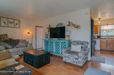 764 3rd Ave W (5 of 24)