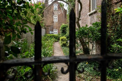55 C Laurens St_Low Res-9