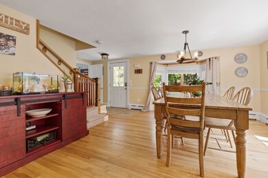 81 Fullers Ln, Milton, MA 02186 - photo 4