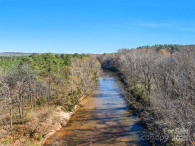 0000 Quarter Round Rd unit 7, Pacolet, SC 29372 - photo 2