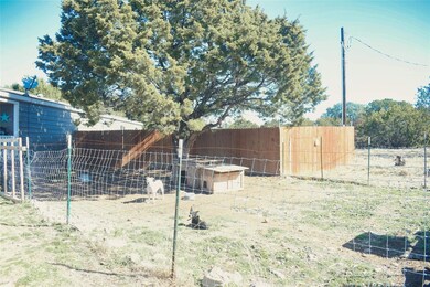 198 Paula Ct, Granbury, TX 76049 - photo 3