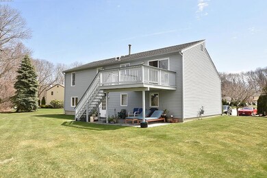 12 Robert Cir, Johnston, RI 02919 - photo 5