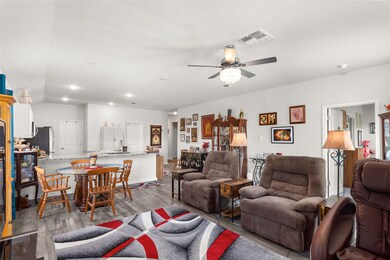 107 Meadow Oak Dr, Bay City, TX 77414 - photo 7