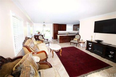 Spacious Living area