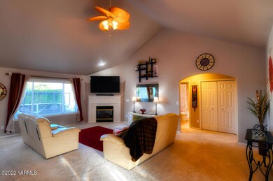 Soaring ceilings, grand living room