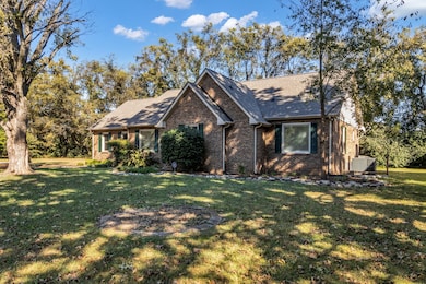 2560 Choctaw Trace, Murfreesboro, TN 37129 - photo 2