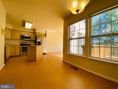 38 Tamers Ct, Windsor Mill, MD 21244 - photo 5