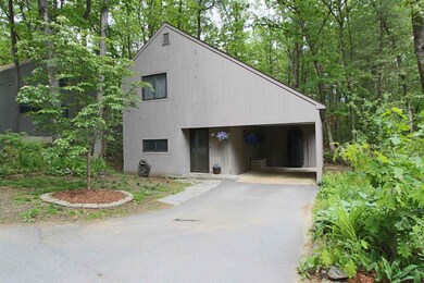 165 Coburn Ave unit 165, Nashua, NH 03063 - photo 2