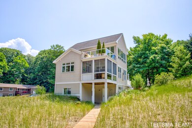 9435 Lakeview_Court, West Olive