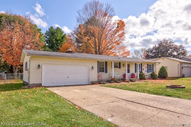 6123 King Arthur Dr, Swartz Creek, MI 48473 - photo 2