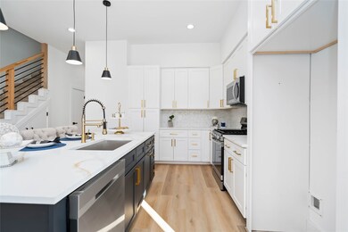 3724 Noah St, Houston, TX 77021 - photo 7