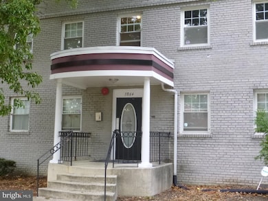 3864 9th St SE unit 202, Washington, DC 20032 - photo 3