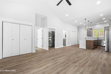 103 E Main st-4