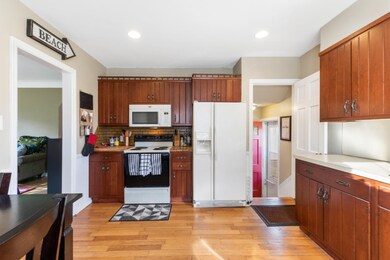 792 Myrtle Ave, Holland-10