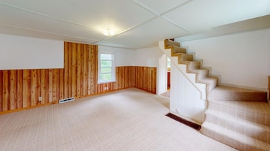 4-web-or-mls-46-Crest-Ave-Living-Room