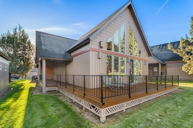 8685 Red Wing Ln, Redmond, OR 97756 - photo 3