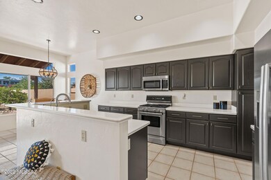 6729- Kitchen