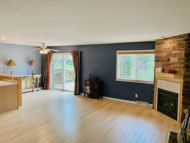 102 Club House Dr unit 3, Oregon, WI 53575 - photo 4